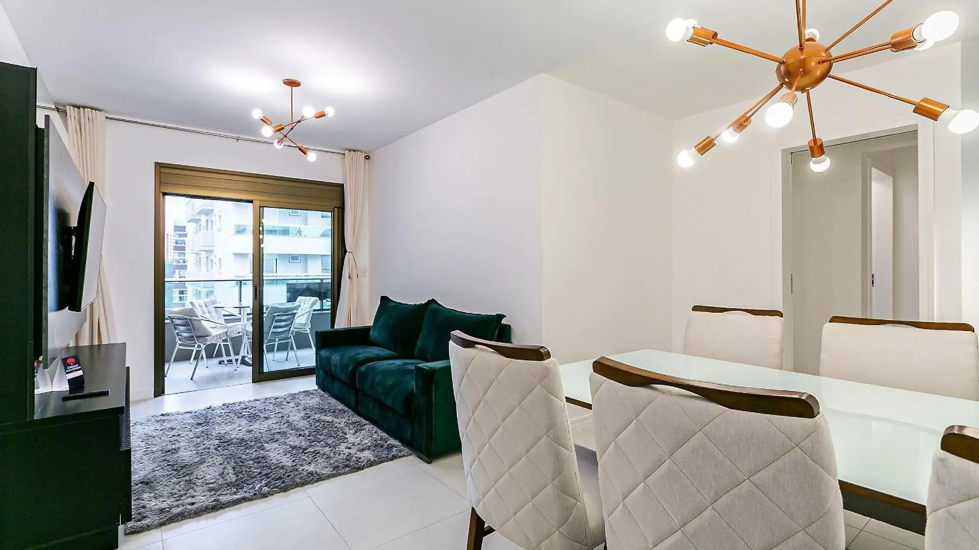 Apto Moderno A 10 Min Do Centro De Floripa Rmt801 Apartment Florianopolis